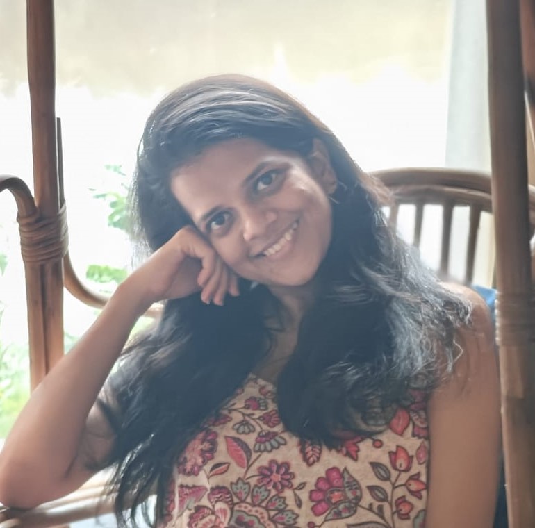 Vibha Thakker - Mixed Media Artist, Logo Designer and Educator